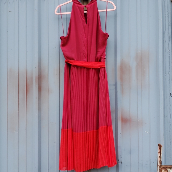 Lane Bryant Pleated Colorblock Fit & Flair Dress Size 16 - Picture 2 of 7